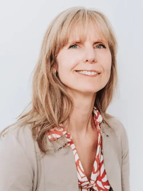 A headshot of Dr Emma Turner